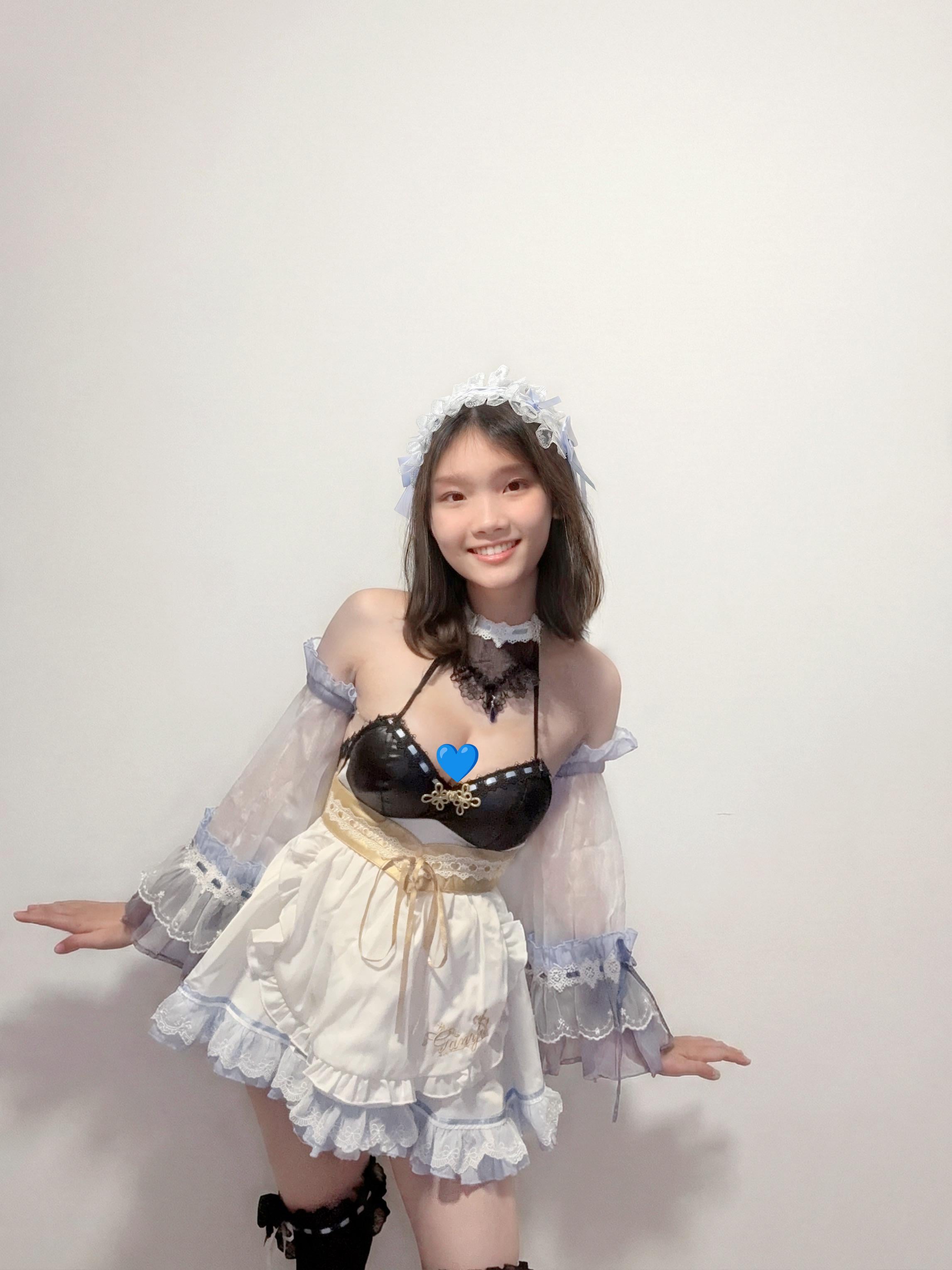 My ganyu maid / cocogoat cosplay without her wig