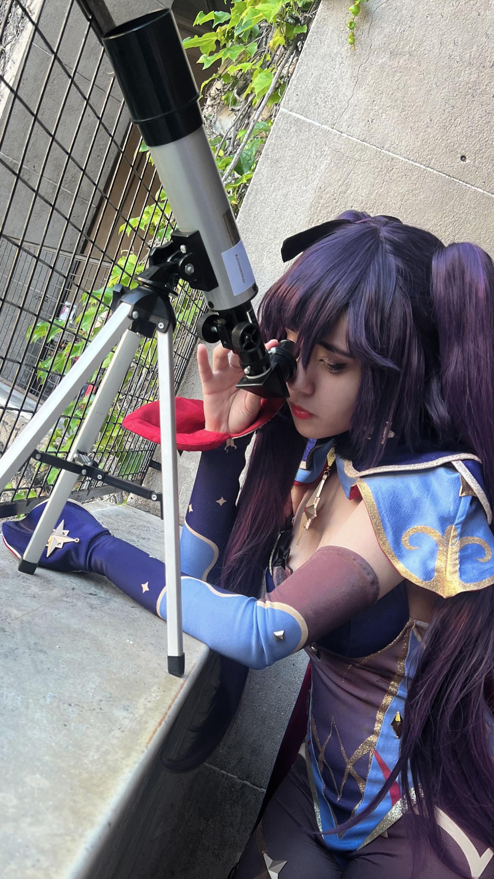 Mona and her telescope [GI]