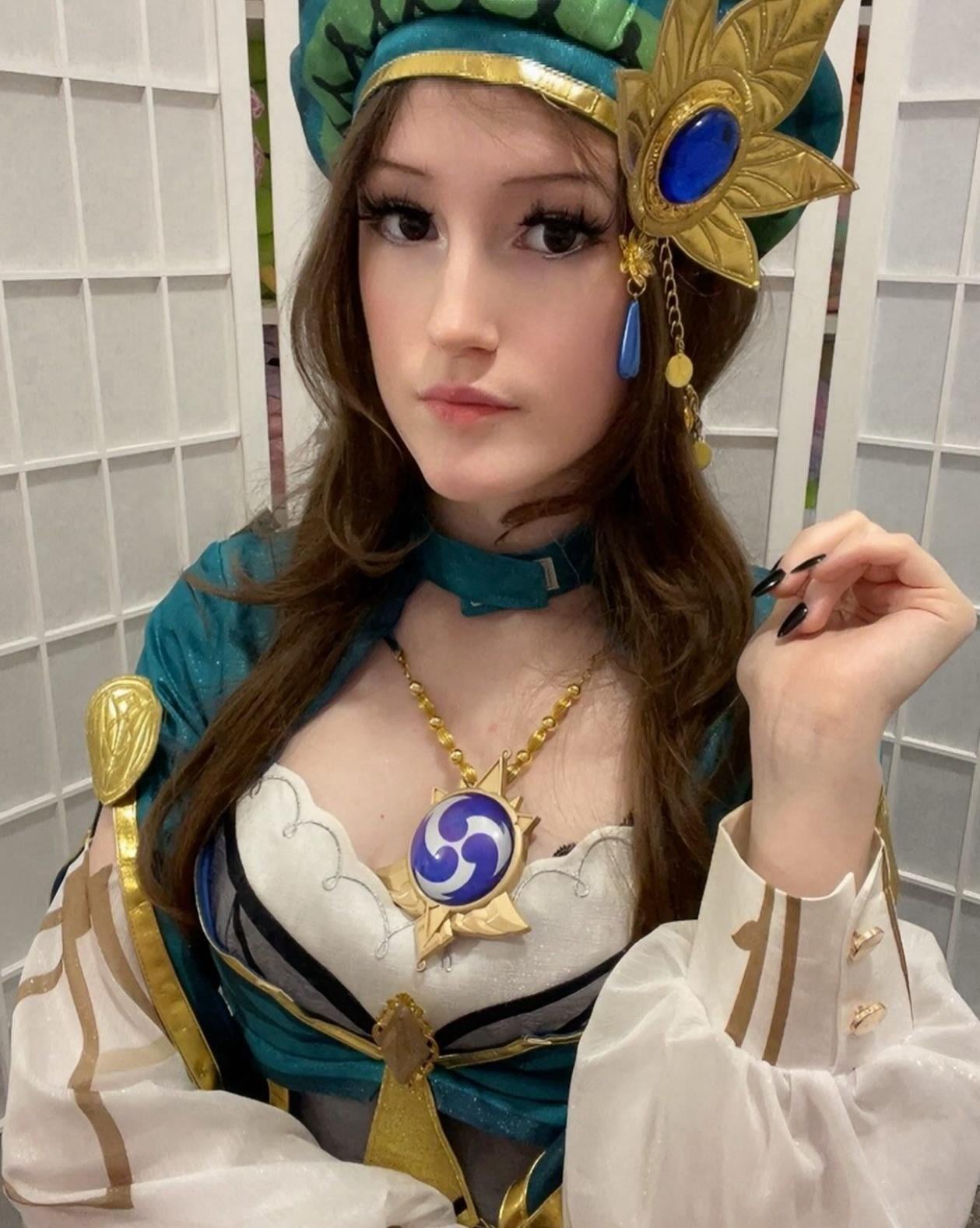 Been a while since I posted a cosplay on here ^^